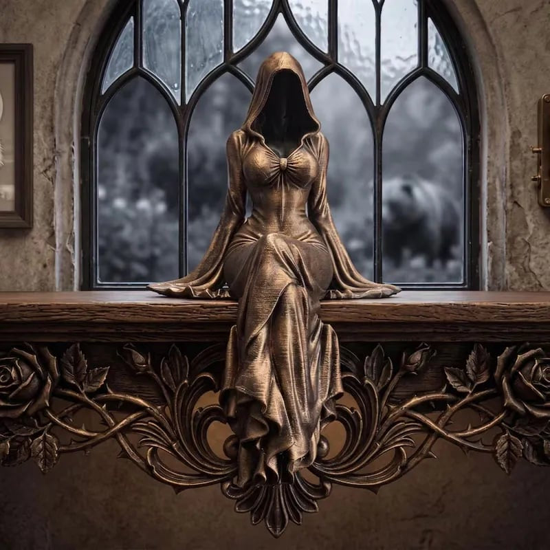 💃🖤Lady Reaper - Ethereal Hooded Figure Sculpture