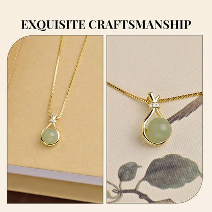 Elegant Hetian Jade Pendant Necklace