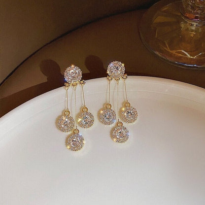 ✨Zircon Round Petal Earrings🎀