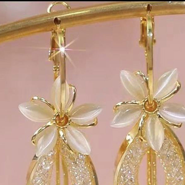 📢📢39% OFF !! ⏰Elegant Flower Tassel Dangle Earrings